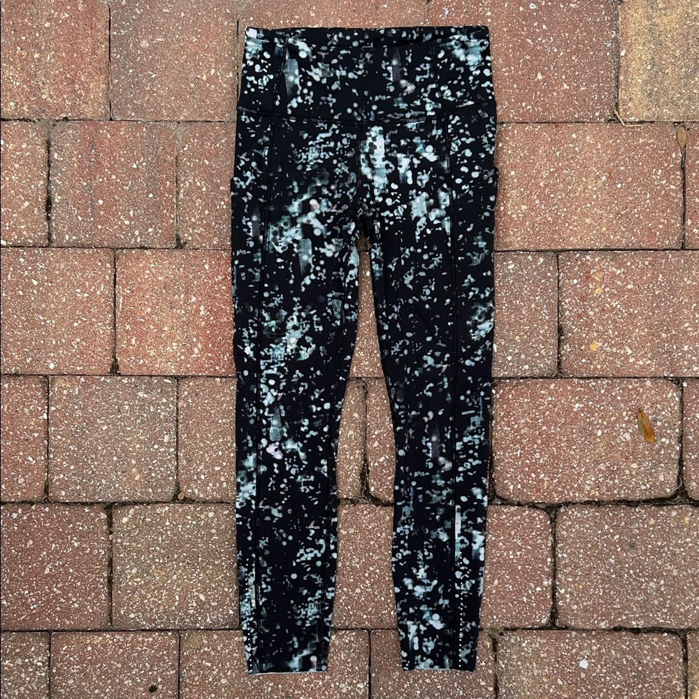 Worn once - LULULEMON Fast & Free 7/8 Tight *Nulux 25" in Pixel Haze Multi Black - Picture 10 of 12